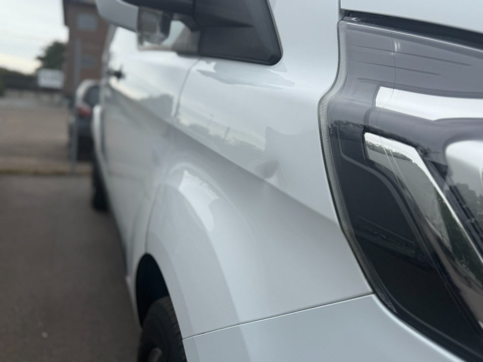 Ford Transit Custom 300L 2,0 TDCi 130 Trend