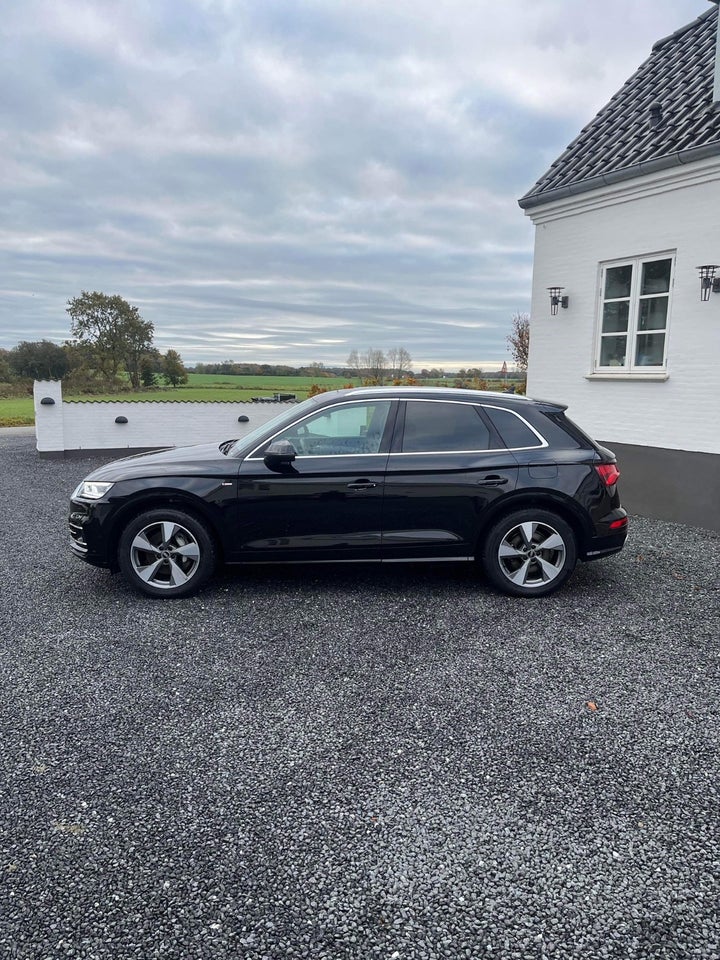 Audi Q5 50 TFSi e Sport Prestige Tour quattro S-tr. 5d