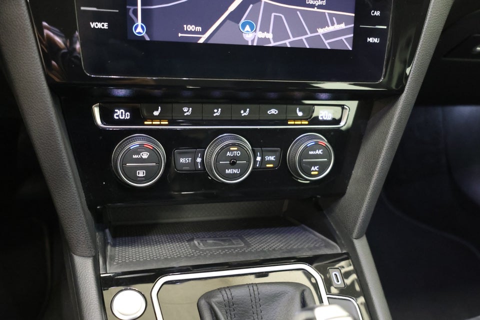 VW Passat 2,0 TDi 150 Elegance Variant DSG 5d