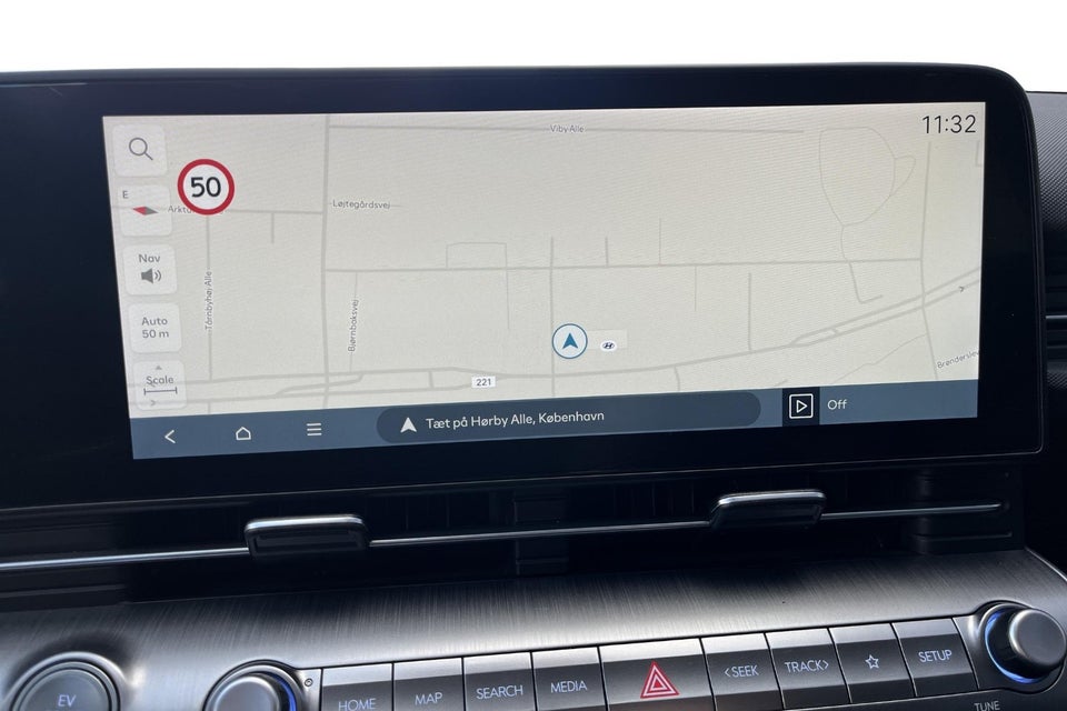 Hyundai Kona 48 EV Essential 5d