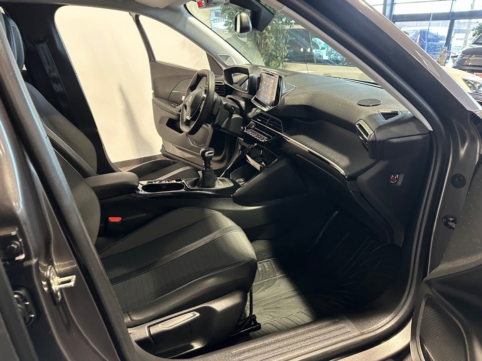 Peugeot 2008 1,2 PureTech 130 Allure Pack 5d