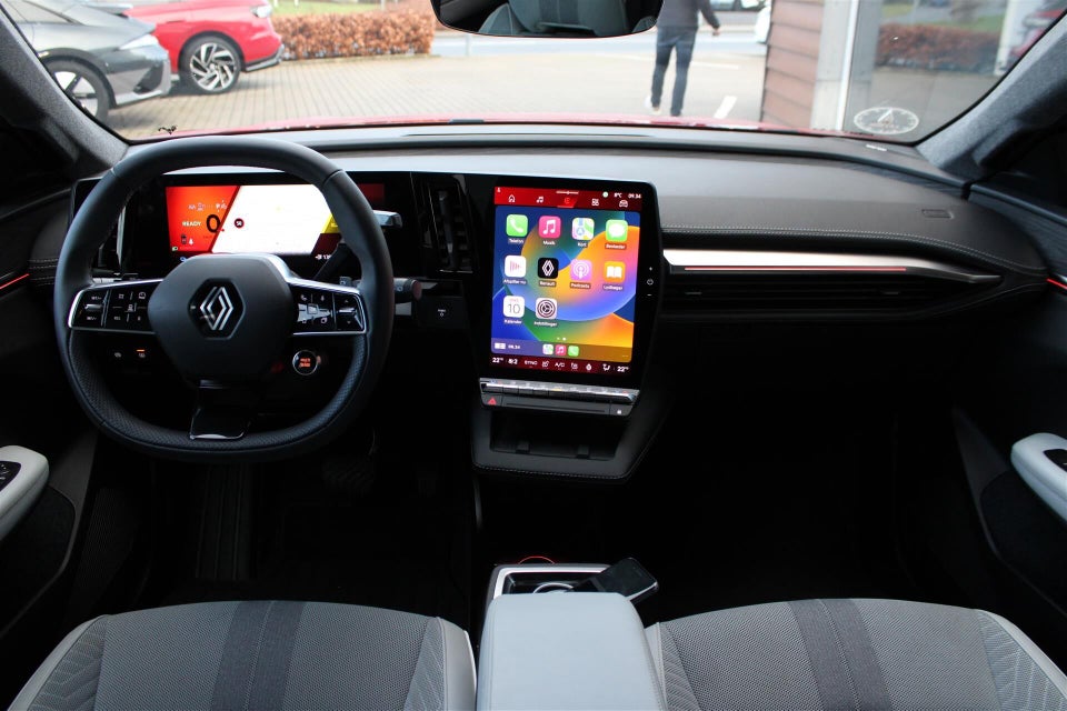 Renault Scenic E-Tech 87 Iconic 5d