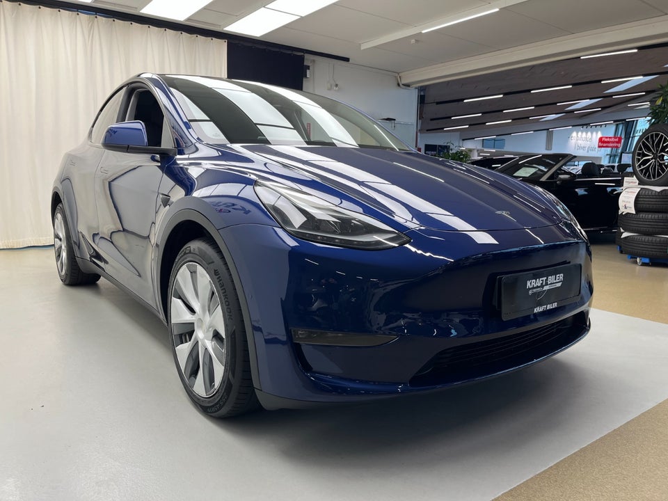 Tesla Model Y Long Range AWD 5d