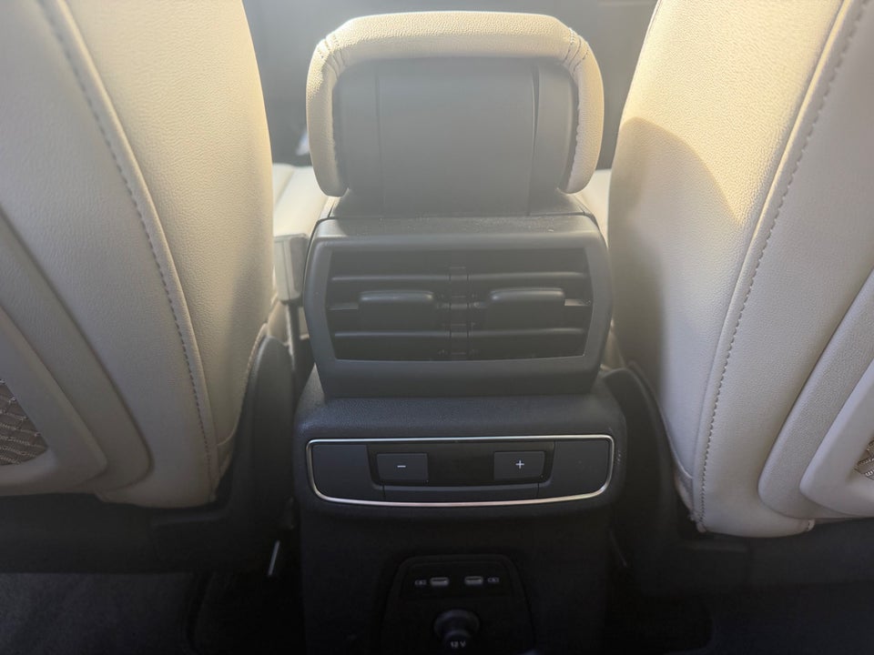Audi Q4 e-tron 55 quattro 5d