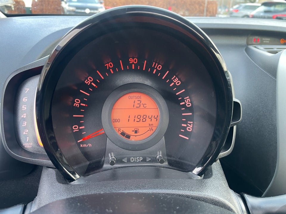 Toyota Aygo 1,0 VVT-i x-sky 5d