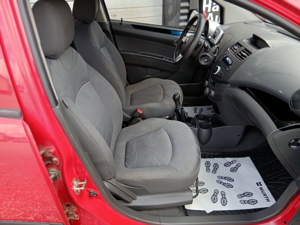 Chevrolet Spark 1,0 LS 5d