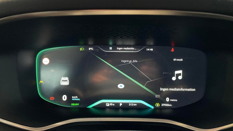 MG Marvel R Luxury 5d