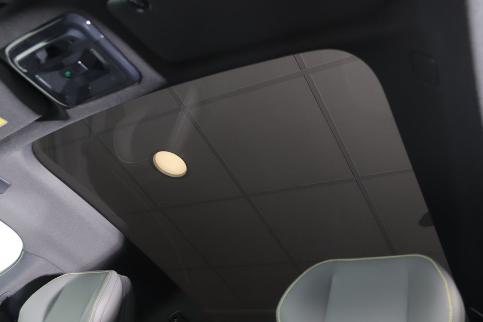 Volvo EX30 Extended Range Ultra 5d