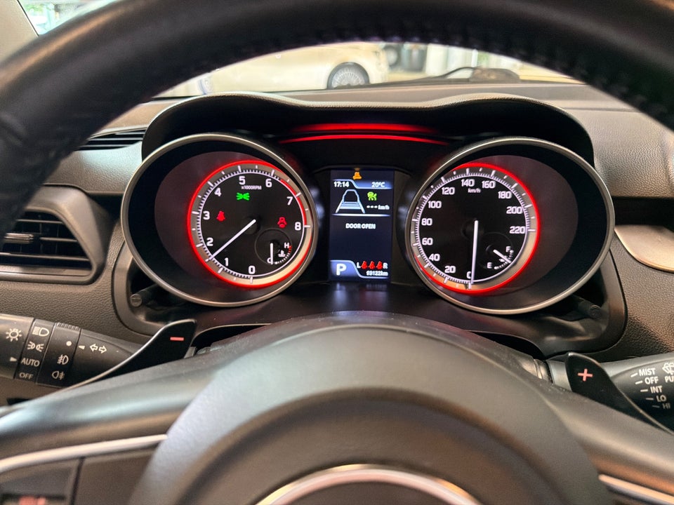 Suzuki Swift 1,2 mHybrid Exclusive CVT 5d
