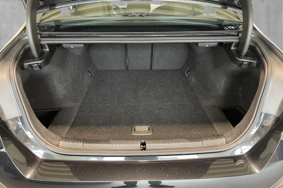 BMW i5 eDrive40 M-Sport 4d