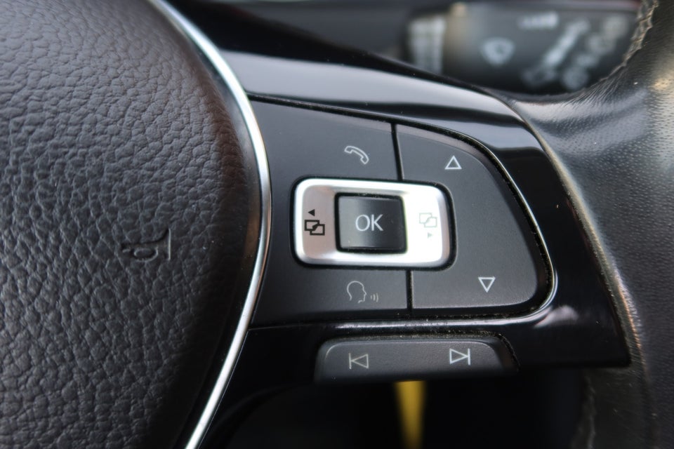 VW Golf VII 1,4 TSi 125 Comfortline Variant 5d