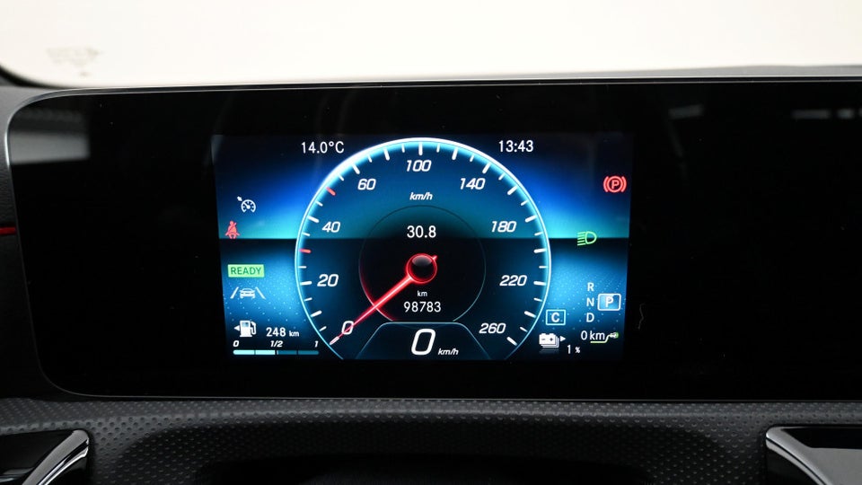 Mercedes A250 e 1,3 AMG Line aut. 5d