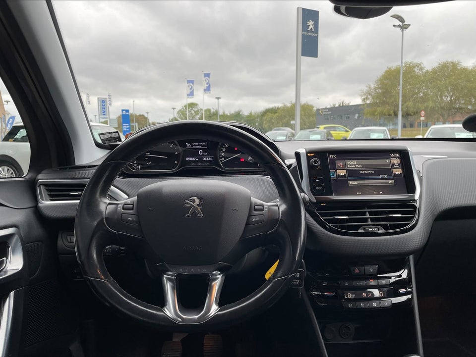 Peugeot 2008 1,6 BlueHDi 100 Allure 5d