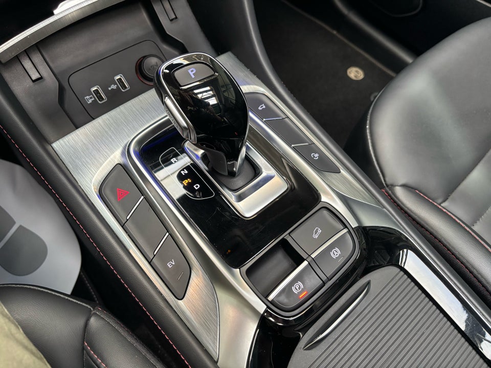 MG EHS 1,5 PHEV Luxury 5d