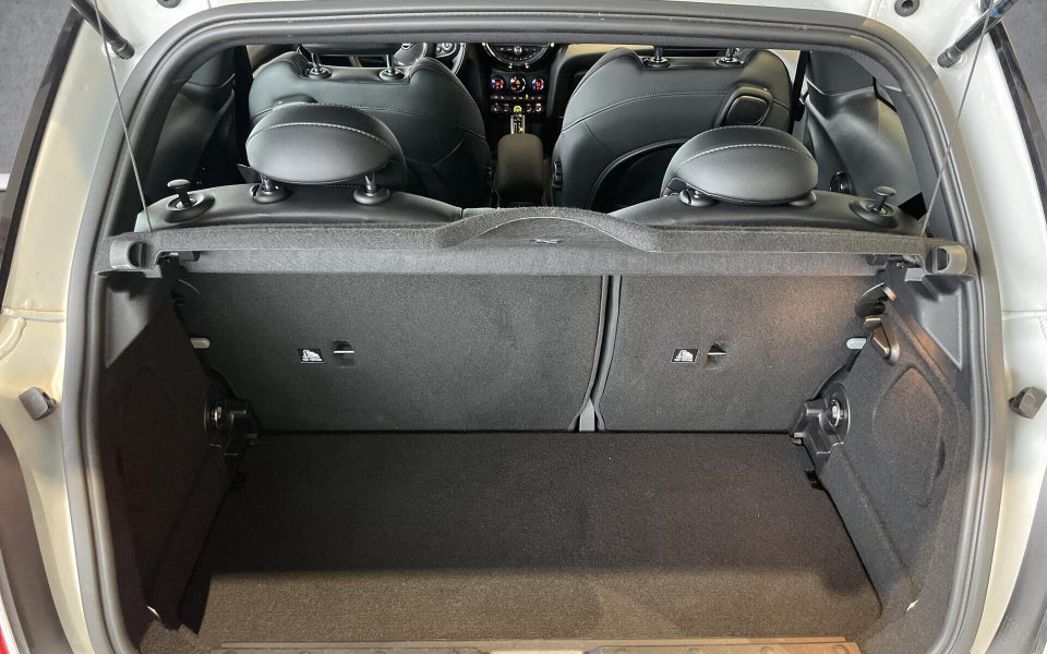 MINI Cooper SE Trim L 3d