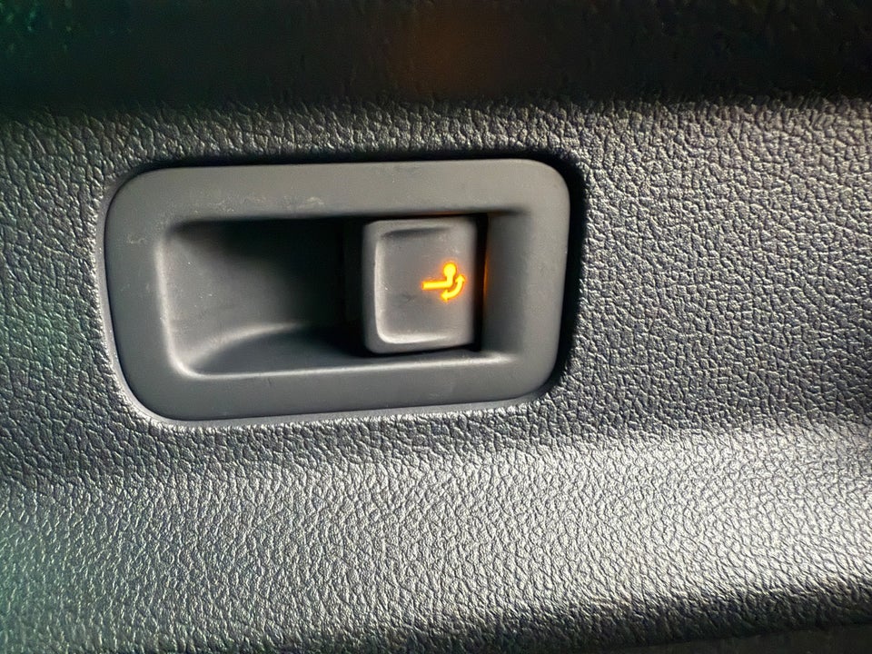 Ford Explorer 82 Premium Extended Range 5d