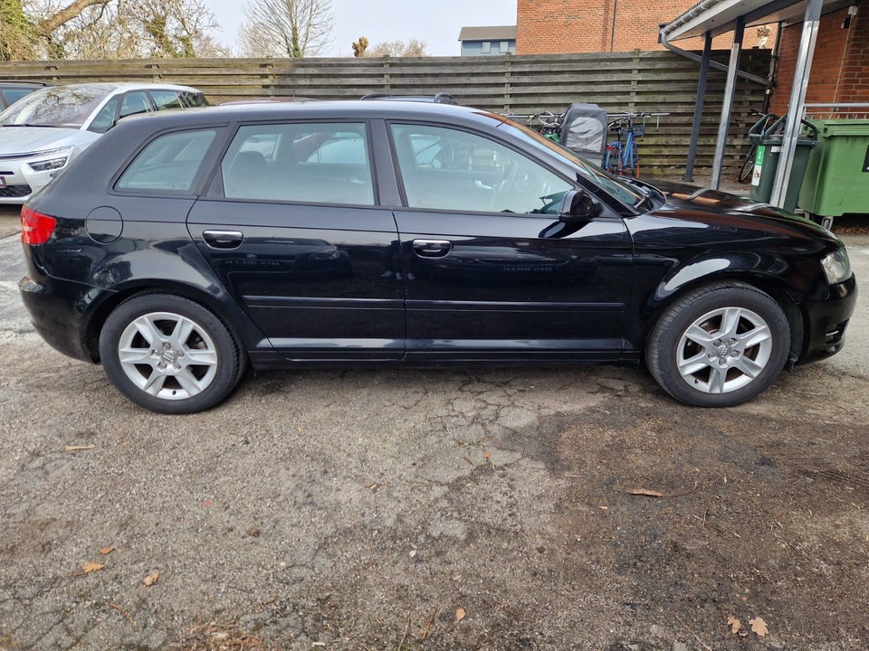 Audi A3 1,6 TDi Ambition Sportback 5d