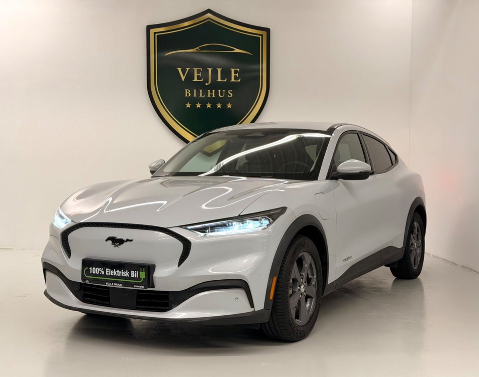 Ford Mustang Mach-E 68 Standard Range 5d