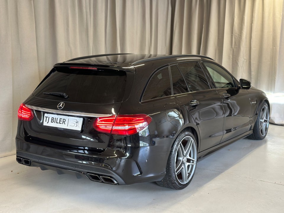 Mercedes C63 4,0 AMG stc. aut. 5d