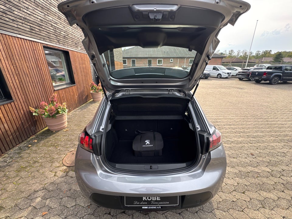 Peugeot e-208 50 Active Pack 5d