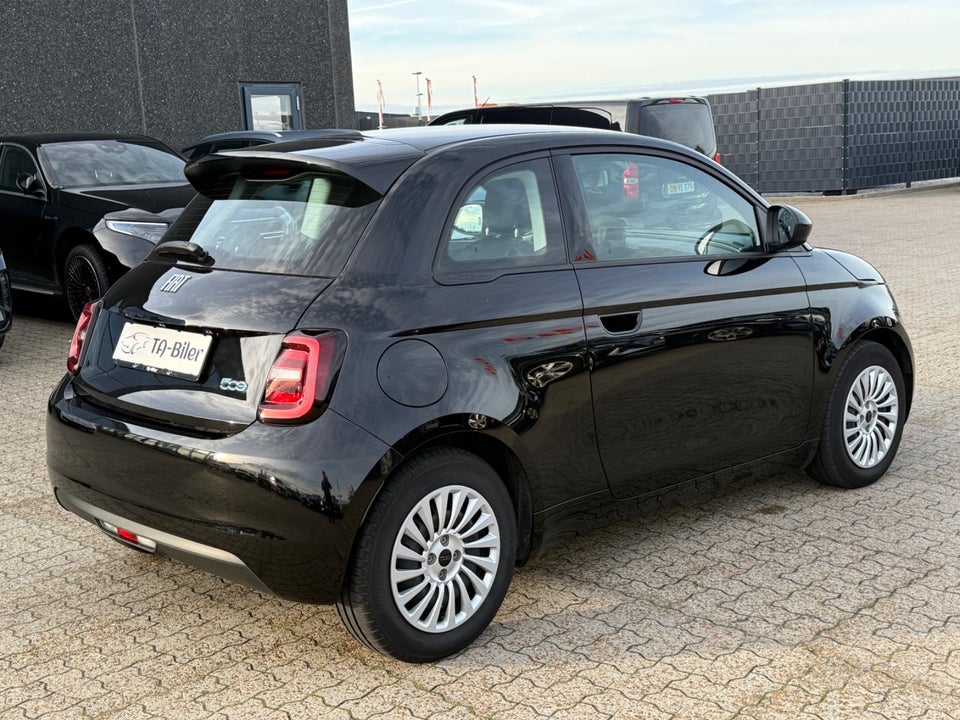 Fiat 500e 24 Action 3d