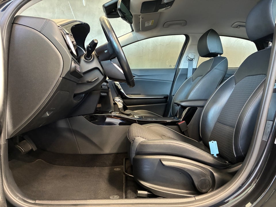 Kia XCeed 1,6 PHEV Prestige DCT 5d