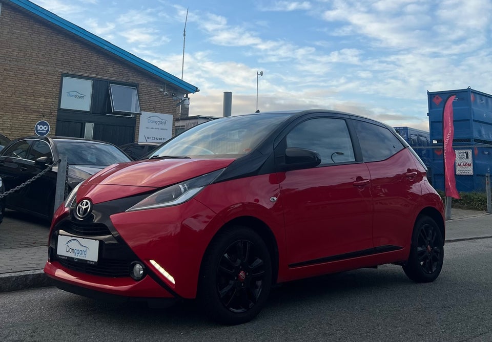 Toyota Aygo 1,0 VVT-i x-play 5d