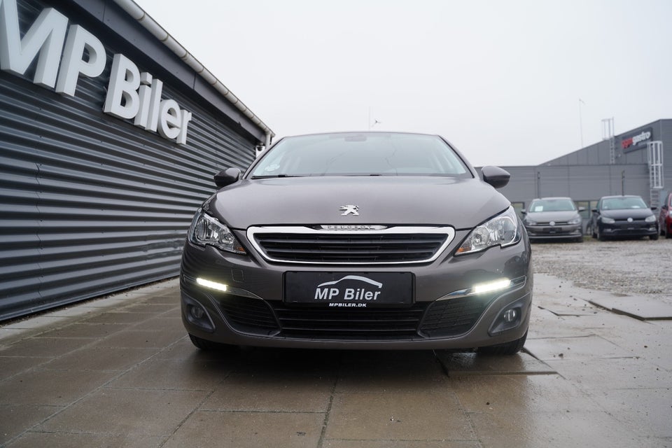 Peugeot 308 1,6 BlueHDi 120 Style SW 5d