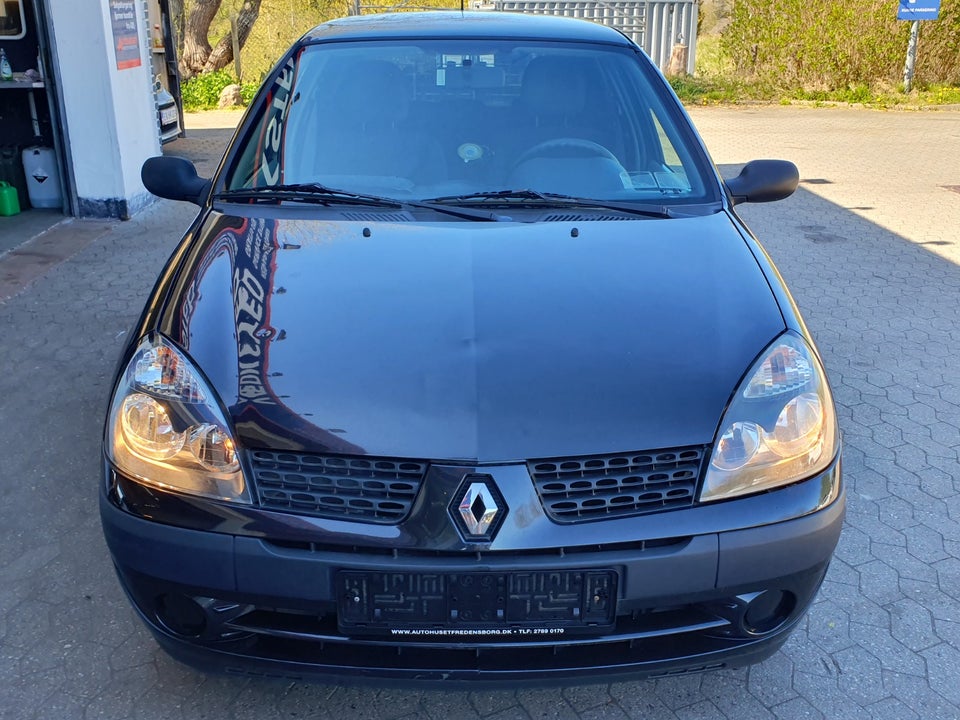 Renault Clio II 1,2 8V Authentique 5d