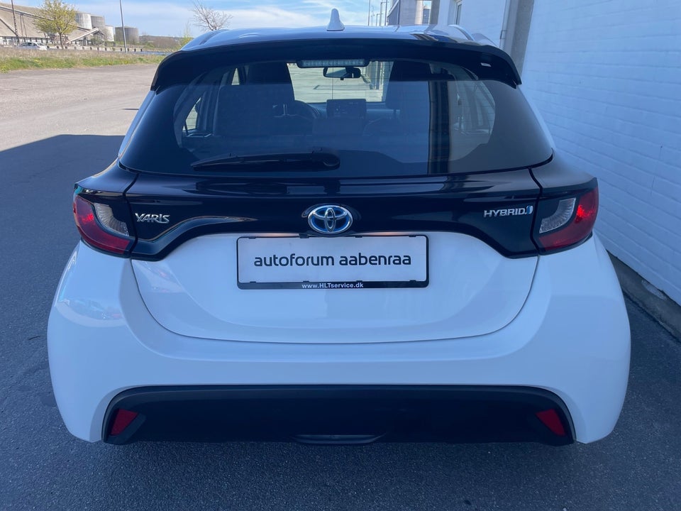 Toyota Yaris 1,5 Hybrid Active e-CVT 5d