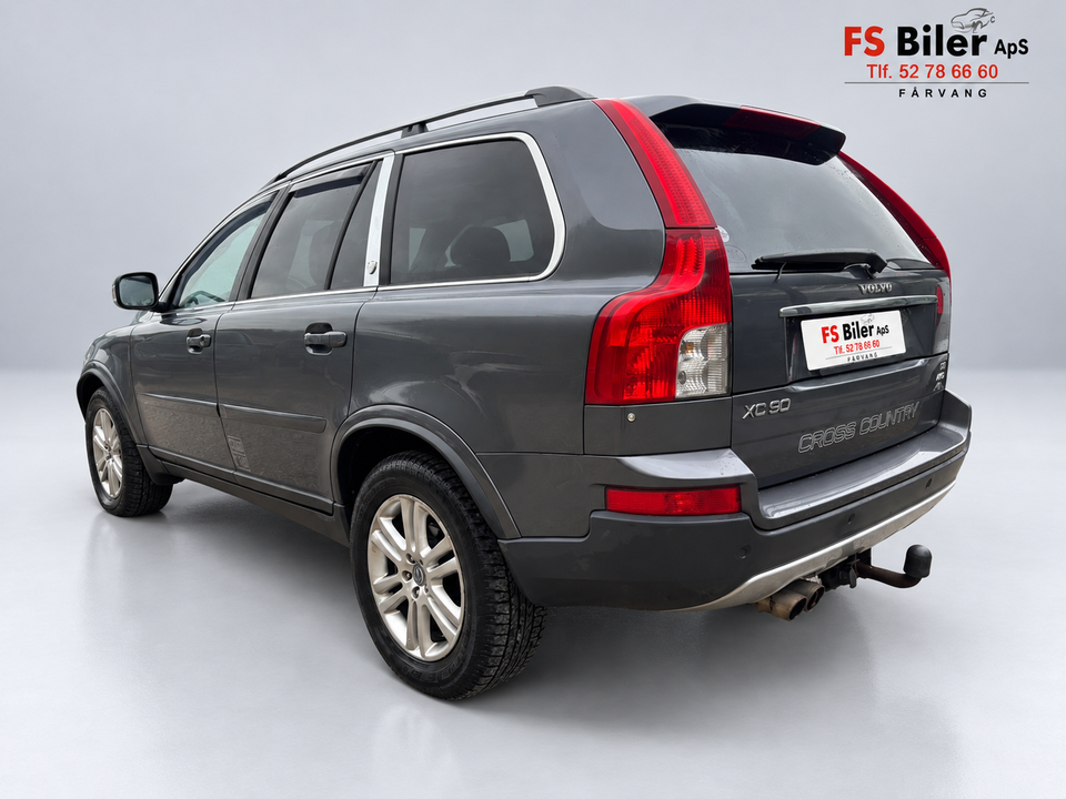 Volvo XC90 2,4 D5 185 Summum aut. AWD Van 5d