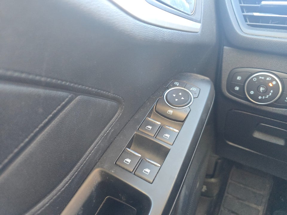 Ford Focus 1,0 EcoBoost Trend Edition 5d