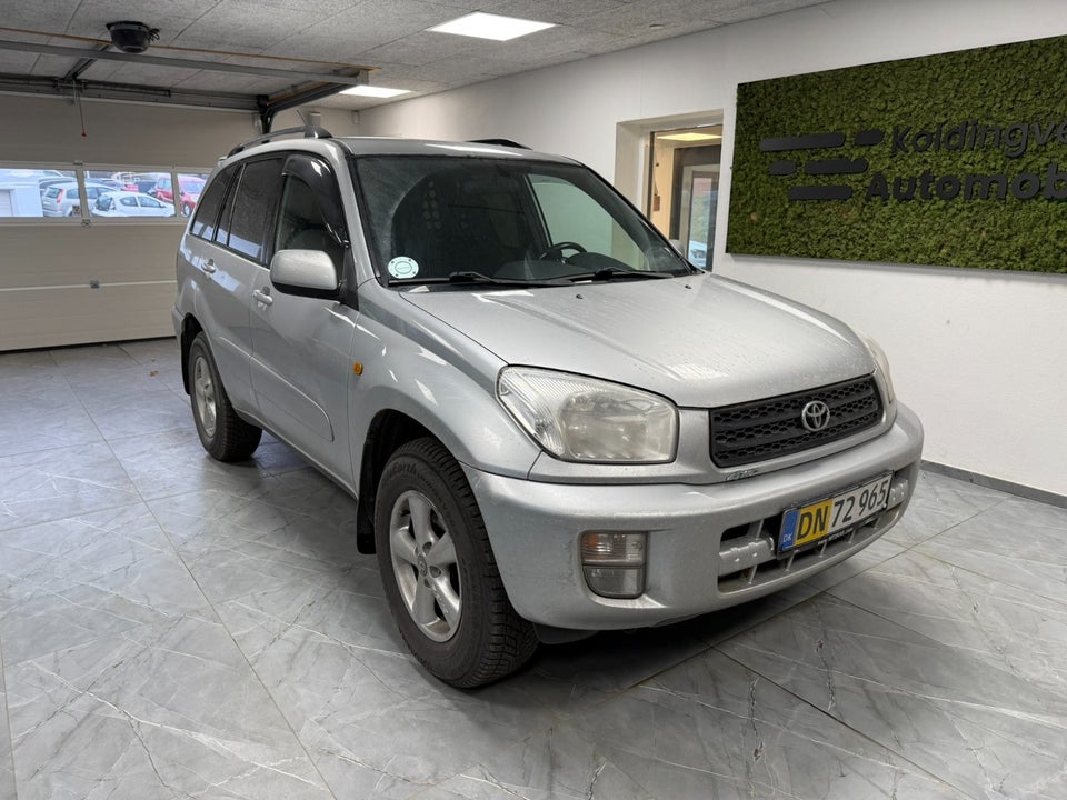 Toyota RAV4 2,0 VVT-i 4x4 5d