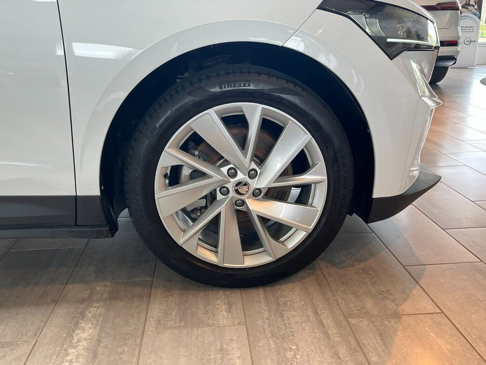 Skoda Enyaq 80 iV Loft 5d