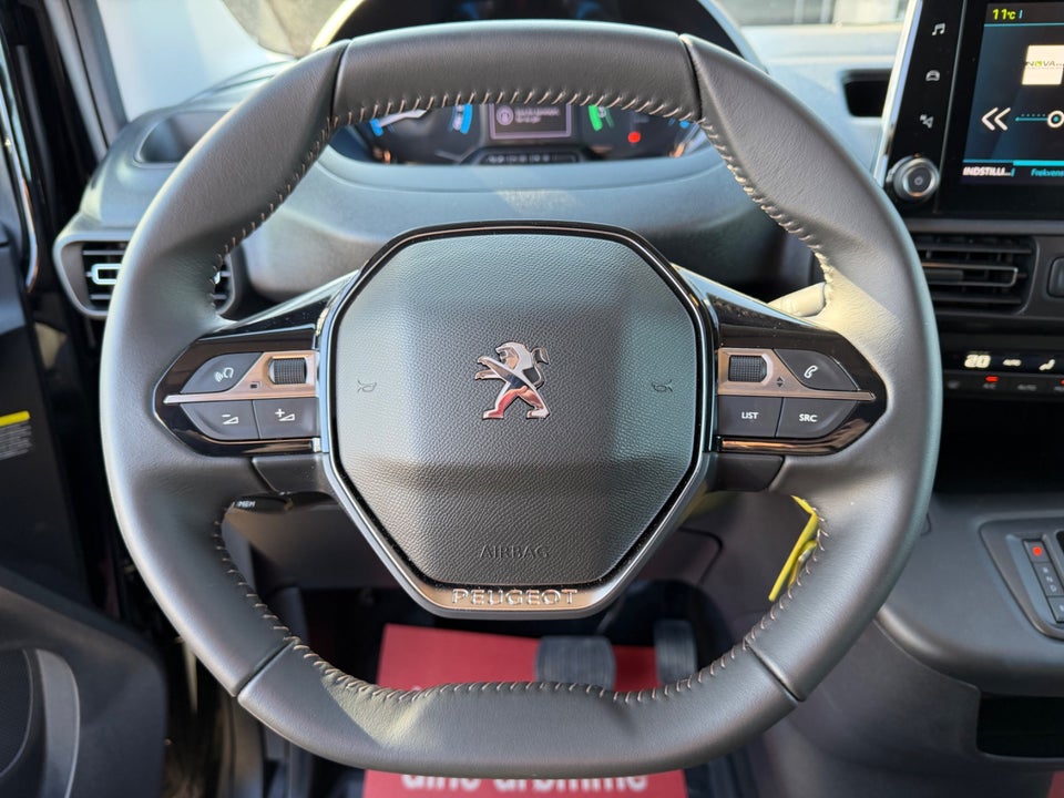 Peugeot e-Partner 50 L2V2 Plus Van