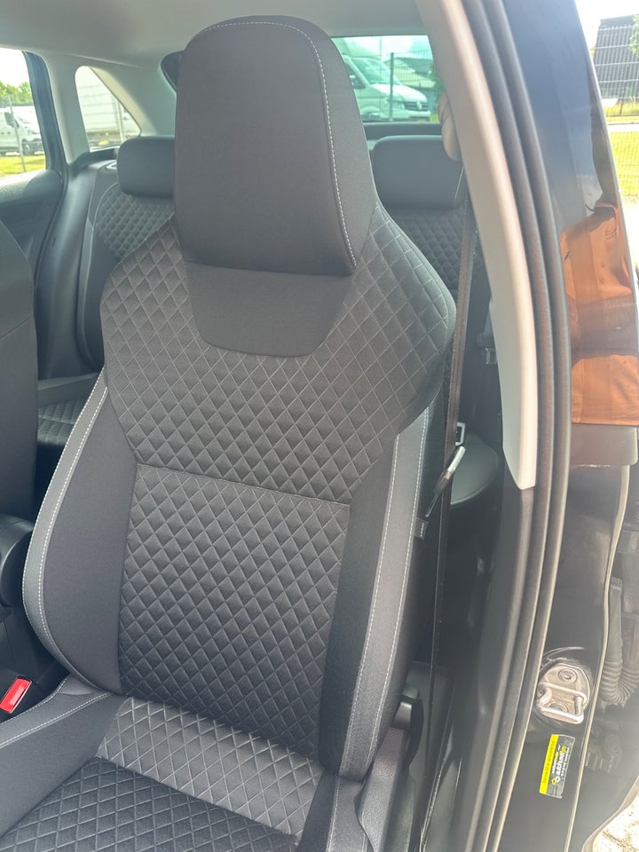 Skoda Rapid 1,0 TSi 110 Ambition Spaceback 5d