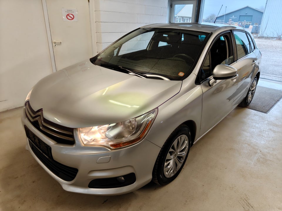 Citroën C4 1,6 e-HDi 115 Seduction 5d