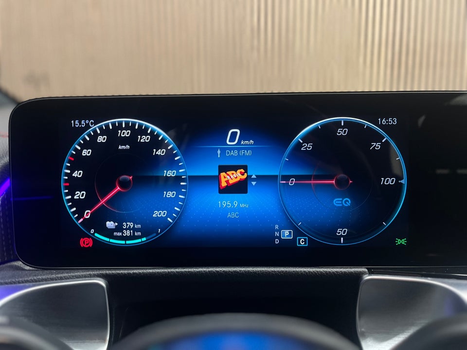 Mercedes EQB250 AMG Line 5d