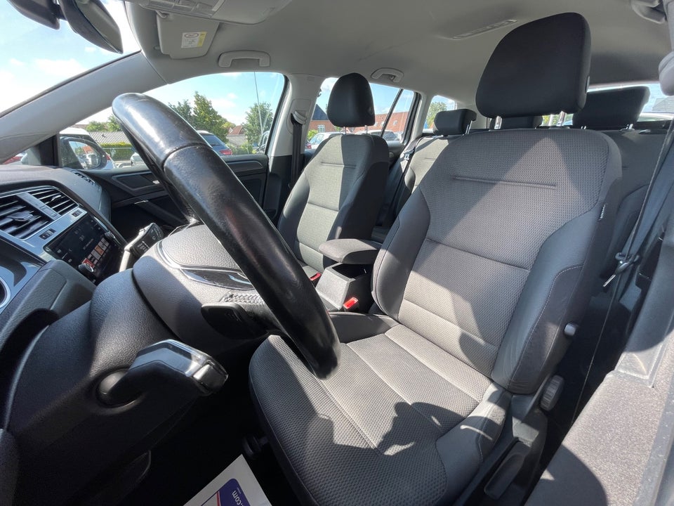 VW Golf VII 1,5 TSi 150 Comfortline Variant DSG 5d