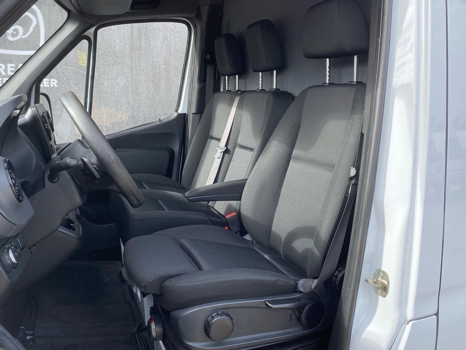 Mercedes Sprinter 317 2,0 CDi A4 Kassevogn aut. RWD