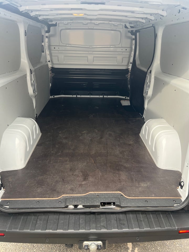 Renault Trafic 2,0 dCi 130 L2H1 Tekno