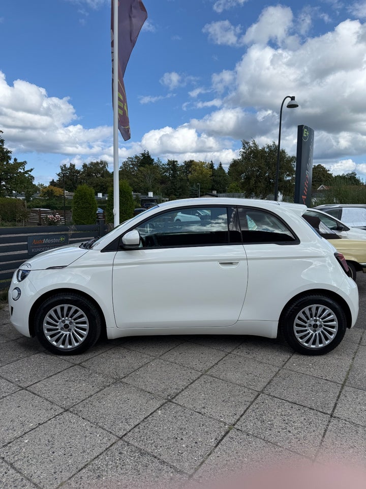 Fiat 500e 42 Icon 3d
