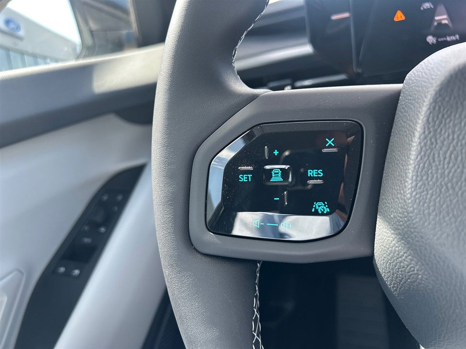 Ford Explorer 82 Select Extended Range 5d