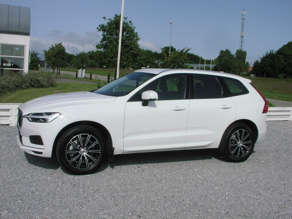 Volvo XC60 2,0 D4 190 Momentum aut. AWD 5d