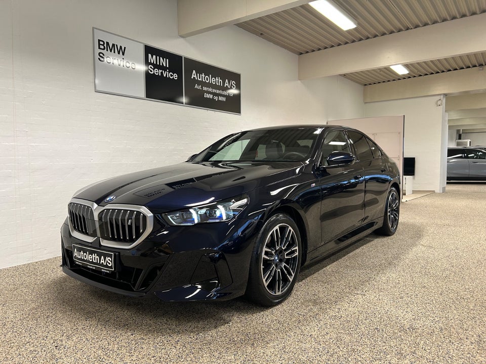 BMW i5 eDrive40 Fully Charged M-Sport 4d