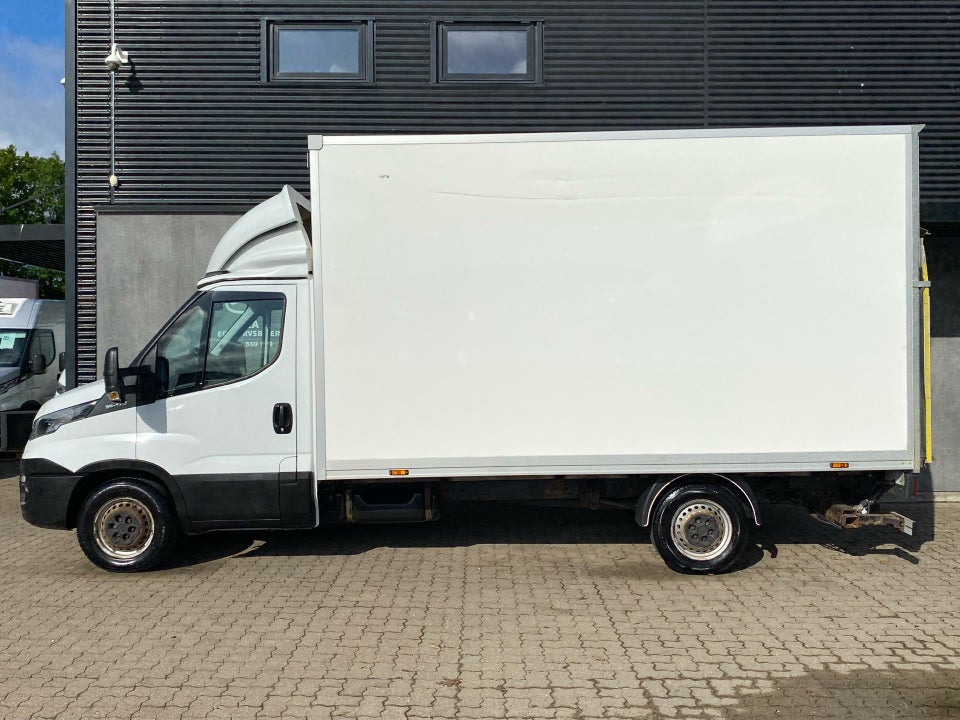 Iveco Daily 3,0 35S17 Alukasse m/lift 2d