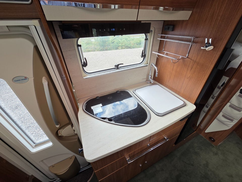 Euramobil Integra Line 2,3 JTD 655 EB 2d