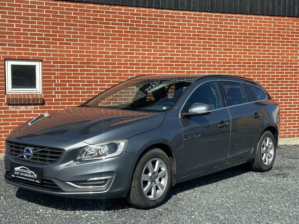 Volvo V60 2,0 D3 150 Momentum 5d