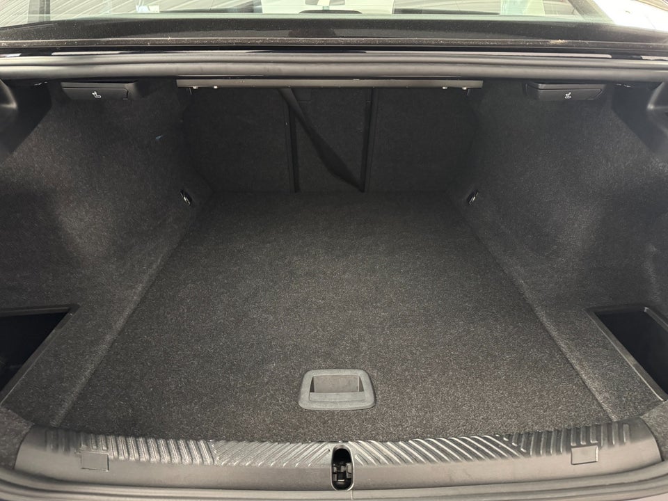 BMW i5 eDrive40 M-Sport 4d