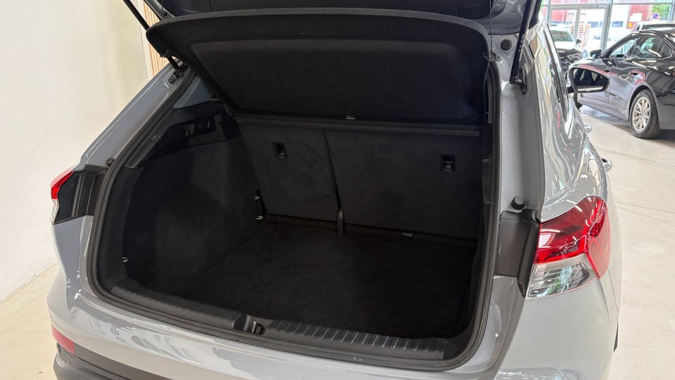 Audi Q4 e-tron 40  5d